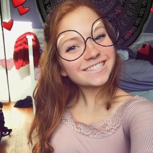 Meet your Posher, Leah